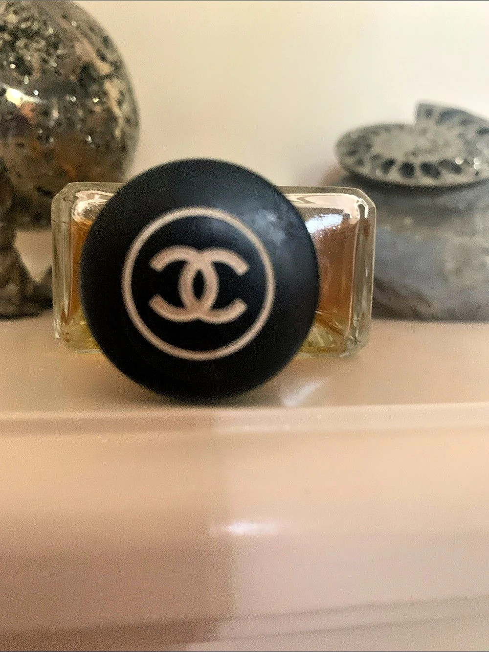 Chanel Coco - Picture 3 of 4